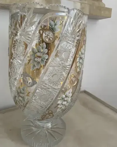 Duży wazon kryształowy Bohemia N&H 24% PbO 50 cm – ręcznie zdobiony, Czechy — praca Luxe Flowers Studio, Wrocław