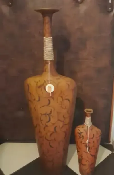 Dwa wazony afrykańskie — praca Wanda, Gdańsk