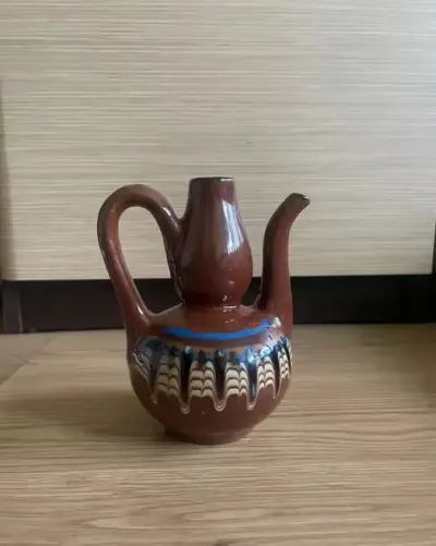 Dzbanek z ceramiki bułgarskiej vintage/ PRL — praca Arleta, Poznań