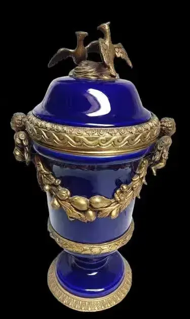 Ekskluzywna szkatuła amfora brąz porcelana. Niespotykana kolorystka!! — praca Przemek, Łódź