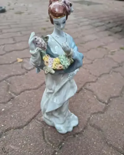 Figurka porcelana retro vintage Stipo Dorohi — praca Ja, Łódź