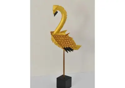 Flaming - origami modułowe 3D, papier metaliczny - złoty kolor - ptak — praca Pracownia Portretu, Szczecin