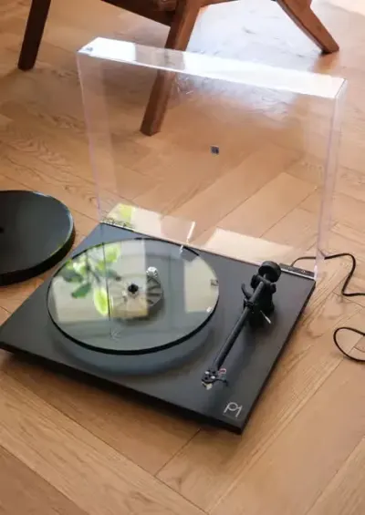 Gramofon Rega Planar 1 P1 ULEPSZONY! Talerz szklany. — praca Maciej, Gdańsk