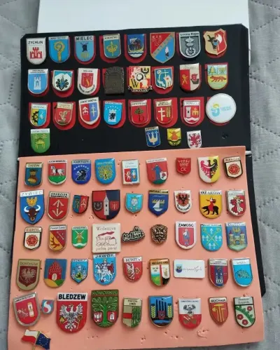 Herb pin . Przypinki miast gmin powiatów. Wpinki, znaczki, odznaki — praca Adrian, Gdańsk