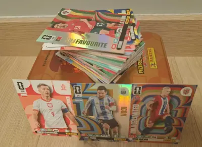 Karty Panini Mistrzostwa Świata FIFA 2026 uzupełnij kolekcje — praca Marta, Warszawa