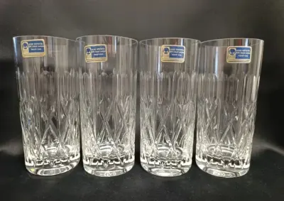 Kieliszki Lausitzer Glas szkło kryształowe grawerowane — praca Tetiana, Wrocław