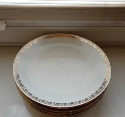 komplet talerzy porcelanowych pozłacanych VINTAGE - 6 szt — praca KingaGO2, Łódź
