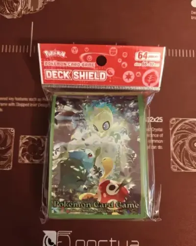 Koszulki Pokemon Celebi Bulbasaur Shuckle Sleeves Pokemon Center Tajwan HOLO — praca Jakub, Poznań