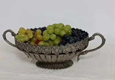 Królewska żardiniera. Antyk pokaźnych rozmiarów. Artyzm .Rękodzieło. — praca Jan, Kraków