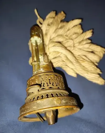 Lampa gazowa góra część — praca Małgorzata, Wrocław
