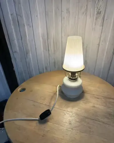 Lampa stołowa PRL Polam-Meos Warszawa vintage industrialna — praca Zygmunt, Poznań