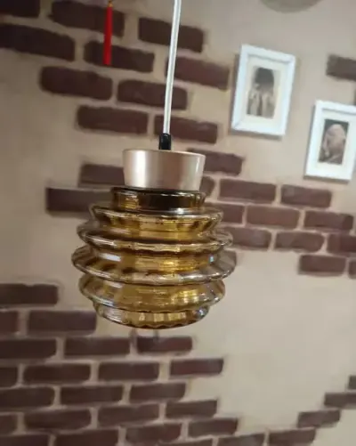 Lampa sufitowa elektryczna — praca Joanna, Kraków