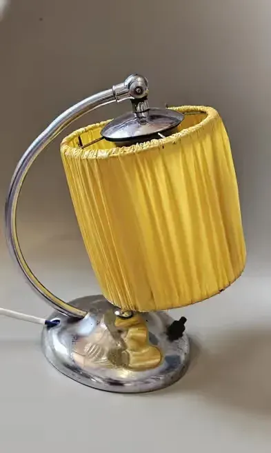 Lampka biurkowa lata 40/ 50 XX w — praca Mariusz, Poznań