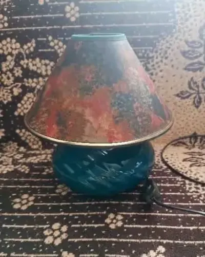 Lampka nocna  z abażurem — praca Jerzy, Łódź