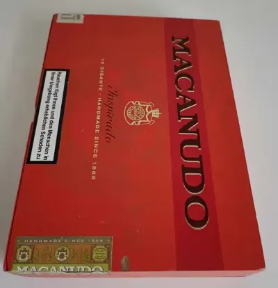 MACANUDO INSPIRADO Drewniane pudełko na cygara — praca Andrzej, Łódź