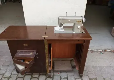 Maszyna do szycia Pfaff 60 1954 r — praca Agnieszka, Gdańsk