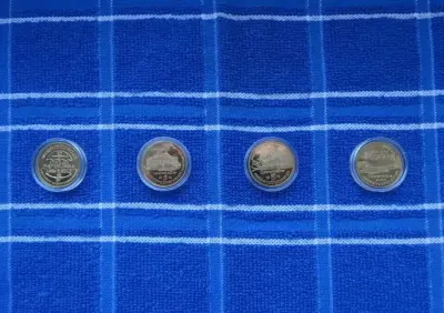 MIĘDZYZDROJE x4  5 Ludwików  monety,medale lokalne   lata 2009 - 2010  śr. ~27 mm piękne w kapslach — praca Kitek55, Łódź