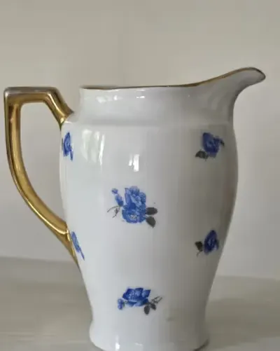 Mlecznik porcelana Giesche — praca To i owo, Łódź