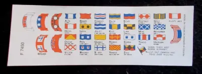 Model okrętu - zestaw flag - Revell - skala 1:700 — praca Wintorez, Gdańsk