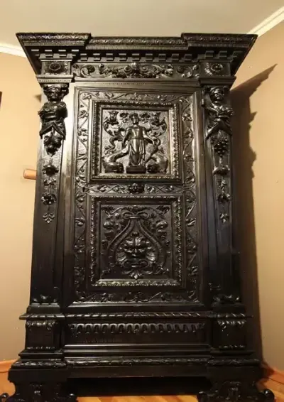 Neorenesansowa bogato zdobiona szafa z XIX wieku — praca Gregor, Wrocław