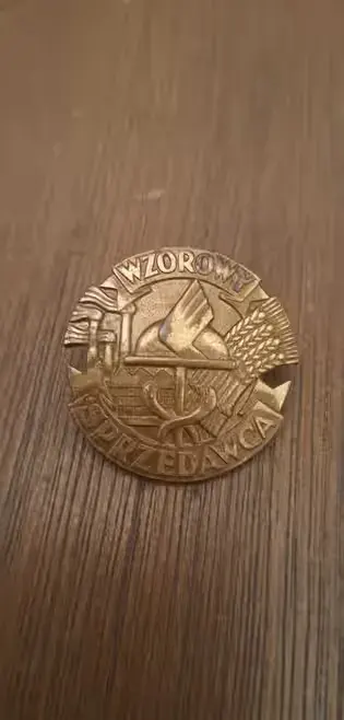 odznaczenie wzorowy sprzedawca — praca Jev, Warszawa