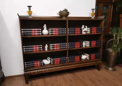 Orzechowa    biblioteczka witrynka regał  939/2026 — praca Jakub, Szczecin