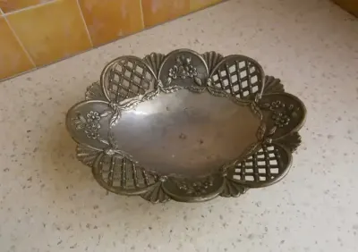 Patera miedziana z nóżkami 27cmx19cm — praca Tomek, Łódź
