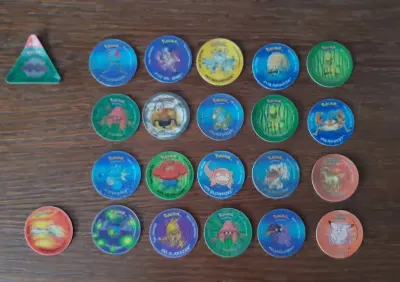 Pokemon tazo kapsle 2 3d i trio holograficzne — praca Mari, Wrocław