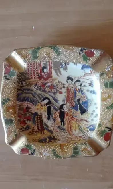 Popielniczka porcelanowa porcelana — praca Monika, Warszawa
