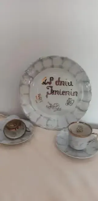 Porcelana Wałbrzych grawer, PRL — praca Paweł, Łazy