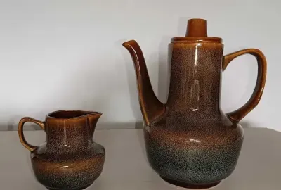 porcelit Mirostowice Agat dzbanek mlecznik  (kpl.) 1968 PRL — praca meduza, Łódź