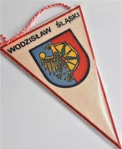Proporczyk Wodzisław Śląski Herb Polska flaga Orzeł bez korony — praca Proporczyki z PRLu, Łódź