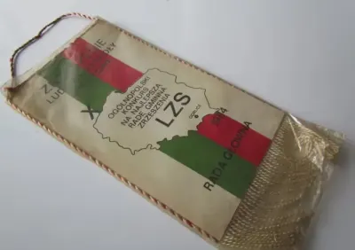 Proporczyk Zrzeszenie Ludowe Zespoły Sportowe LZS Gorlice Herb 1984 — praca ZiBi, Łódź
