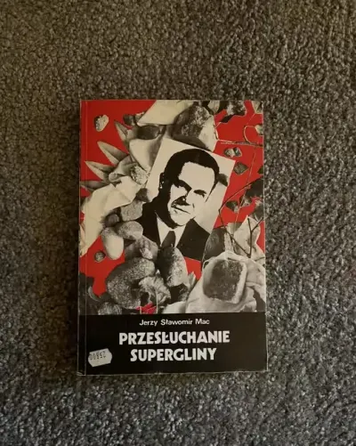 Przesłuchanie supergliny książka — praca Maks, Kraków