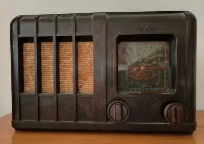 Radio lampowe Z.P.R. Pionier - klasyk z PRL / '48-'19 — praca Łukasz, Wrocław