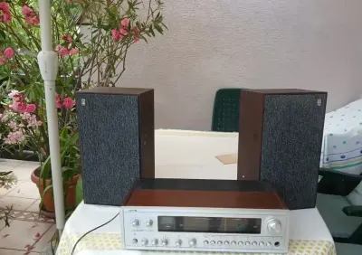 Radio zabytkowe. — praca gabiibronek, Poznań
