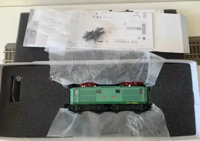 Roco 62683 elektrowóz serii E.1000 o nr E.1004 hiszpańskie koleje RENFE dekoder jazdy i dżwięku nowy — praca ExcitedHare489, Gdańsk