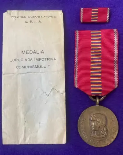 Rumuński medal „Krucjata przeciwko komunizmowi” z czasów II wojny światowej. — praca dya4yk75, Poznań