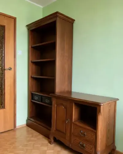 Sekretarzyk i regal lite drewno rzezbione retro / antyki — praca Aleksandra, Warszawa