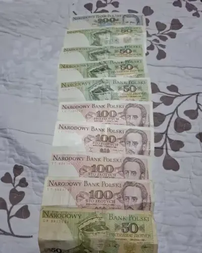Sprzedam banknoty — praca Wojtek, Kraków