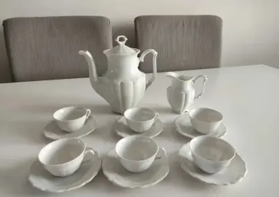 Sprzedam serwis kawowy z porcelany Wałbrzych — praca Marek, Wrocław