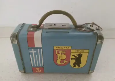 stara zabawka PRL skarbonka walizka CZZ retro kufer antyk zabytek — praca Beata, Poznań