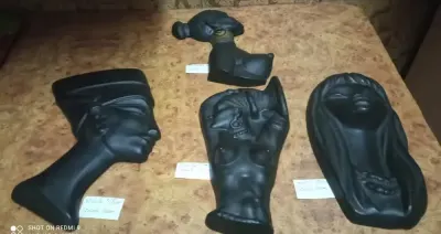 Stare figurki gipsowe z 80 lat na ściane sprzedam — praca Darek, Wrocław
