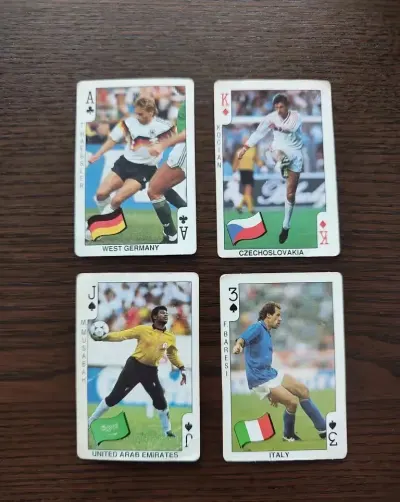 Stare karty do gry z piłkarzami Football bubble gum z lat 90 - wymiana — praca Arek, Warszawa