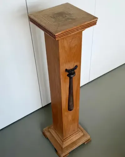 Stary Drewniany Postument Kolumnowy Piedestał Lity DĄB MASYW Jugendstil Art Deco Kolumna pod Rzeźbę Lampa Gabinet Unikat Antyk 86cm  kiwetnik ok 1910r — praca ArtCollector, Szczecin