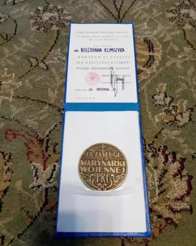 Stary, Kolekcjonerski MEDAL ZA ZASŁUGI DLA MARYNARKI WOJENNEJ, PRL, Bardzo Dobry Stan, Wyprzedaż, OKAZJA !! — praca Oelix, Szczecin