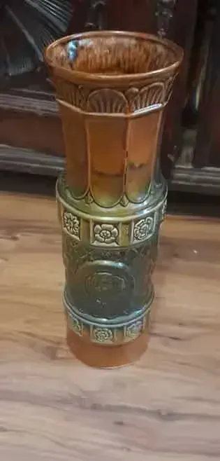 Stary wazon kolorowy ceramika — praca Teresa, Kraków