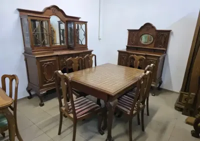 Stylowy komplet do jadalni – kredens, pomocnik, stół rozkładany i krzesła — praca Antiko, Warszawa