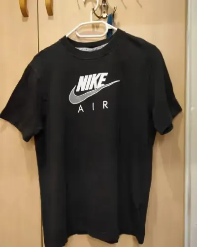 t-shirt Nike central logo(unisex) — praca Andrzej, Kraków