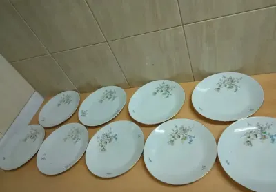 Talerz płytki stara porcelana PRL lata 70 Chodzież - 9 sztuk — praca Bazar24, Poznań